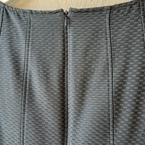 Talbots Silk Blend Textured Fully Lined Classic Little Black Dress Size 8P - Picture 8 of 16